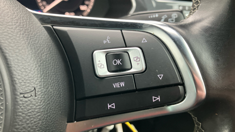 Volkswagen Tiguan 2.0 TDi 150 R-Line 5dr Diesel Estate